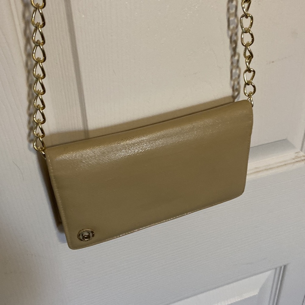 Chanel wallet, great Chanel wallet fits comfortably on shoulder or crossbody